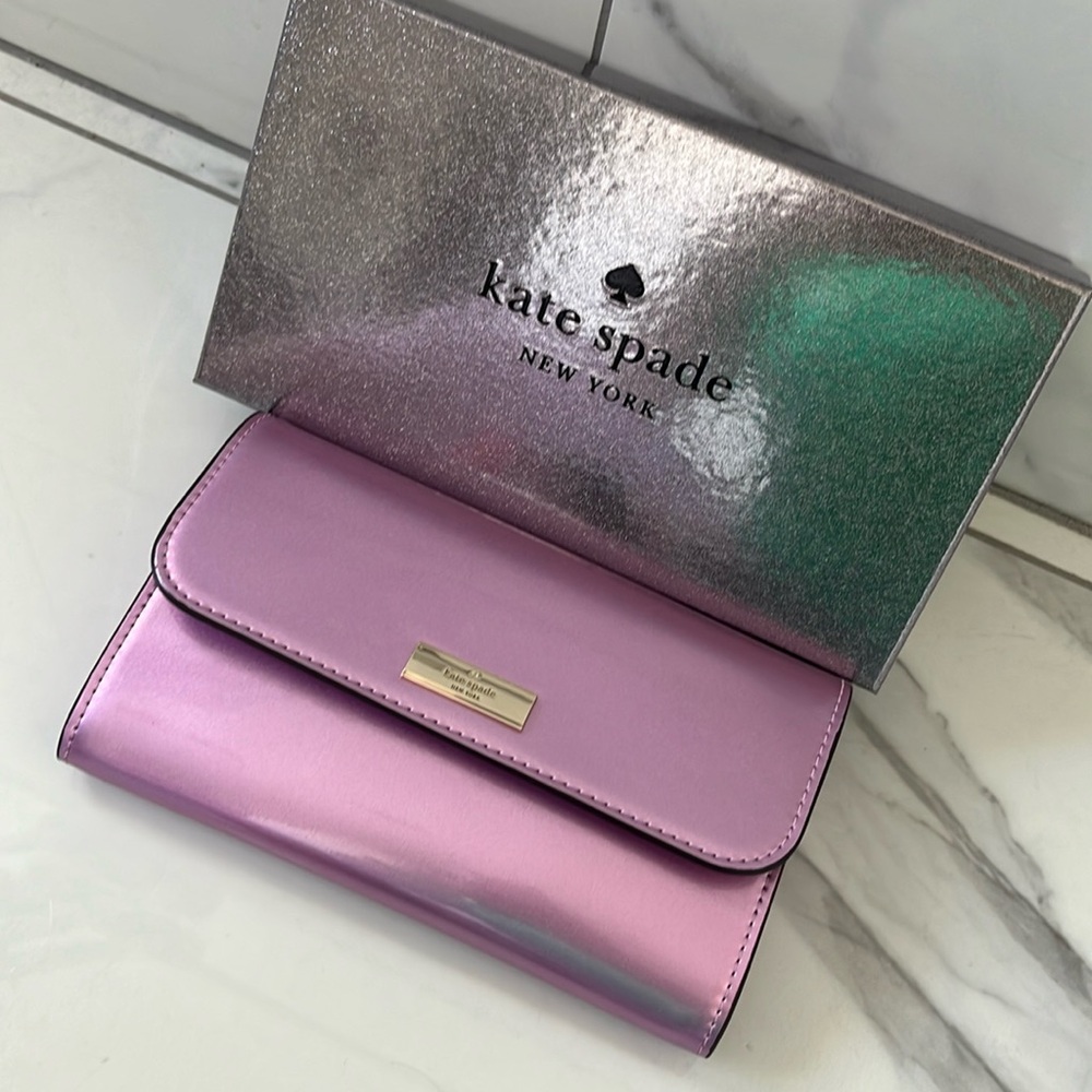 NEW and Giftable Kate Spade Pink Wristlet/Clutch